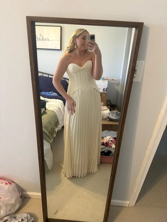 Fashion Nova Ivory Corset Maxi Dress - Picture 3 of 3